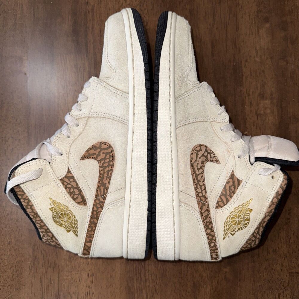 Nike Air Jordan 1 Mid Tan Brown Elephant Print Swoosh Suede Mens 10 DZ4129-102 - Picture 5 of 10